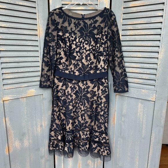 Tadashi Shoji Kennedy Embroidered Lace Dress Navy Sz 12 NWT - Picture 3 of 16